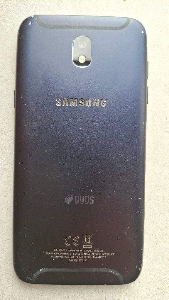 Samsung Galaxy J5 Dual Sim DEFECT start scherm blijft zwart, Telecommunicatie, Mobiele telefoons | Samsung, Ophalen, Niet werkend