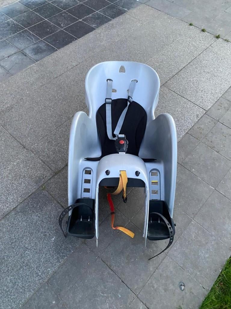 Fietsstoeltje, Fietsen en Brommers, Ophalen, Zo goed als nieuw