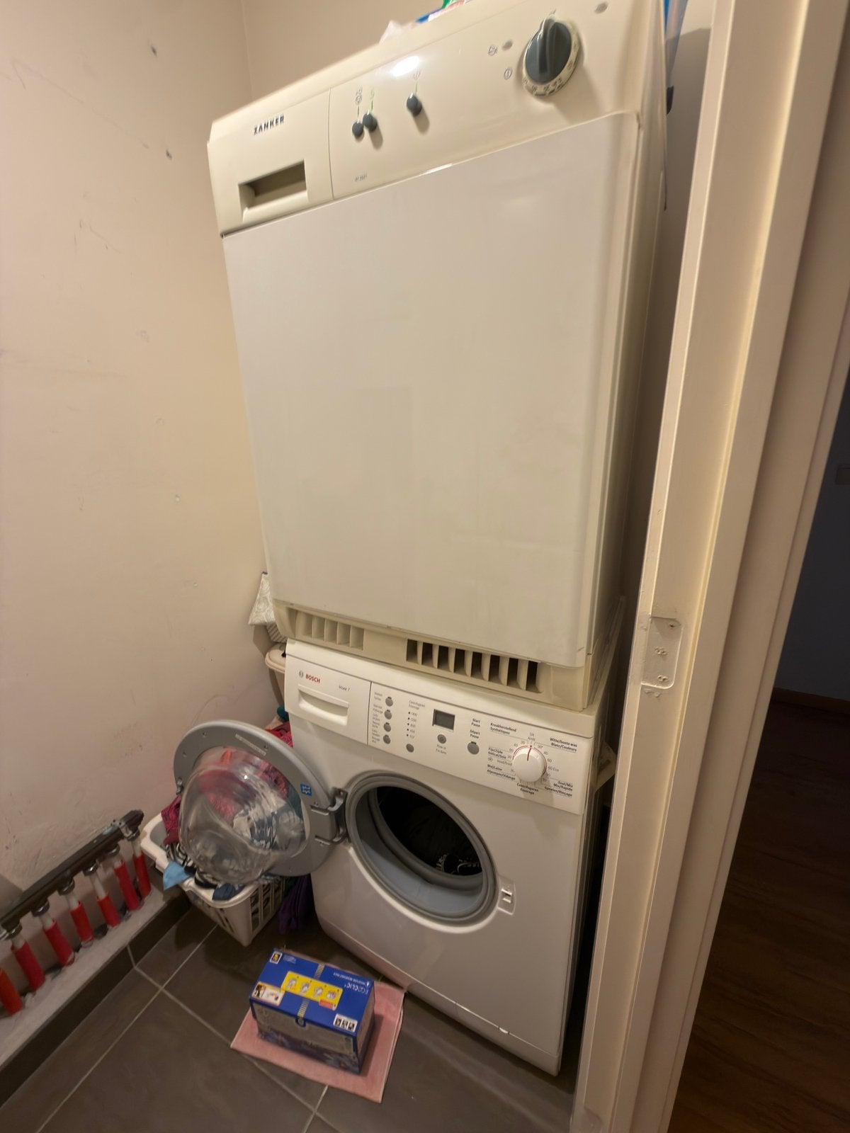 Wasmachine Bosch Maxx 7 en droogkast Zaker Kt2120, Ophalen, Gebruikt, Voorlader