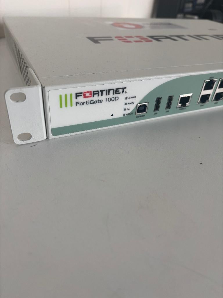 Fortinet FortiGate 100D firewall, Enlèvement, Utilisé, Fortinet - Fortigate