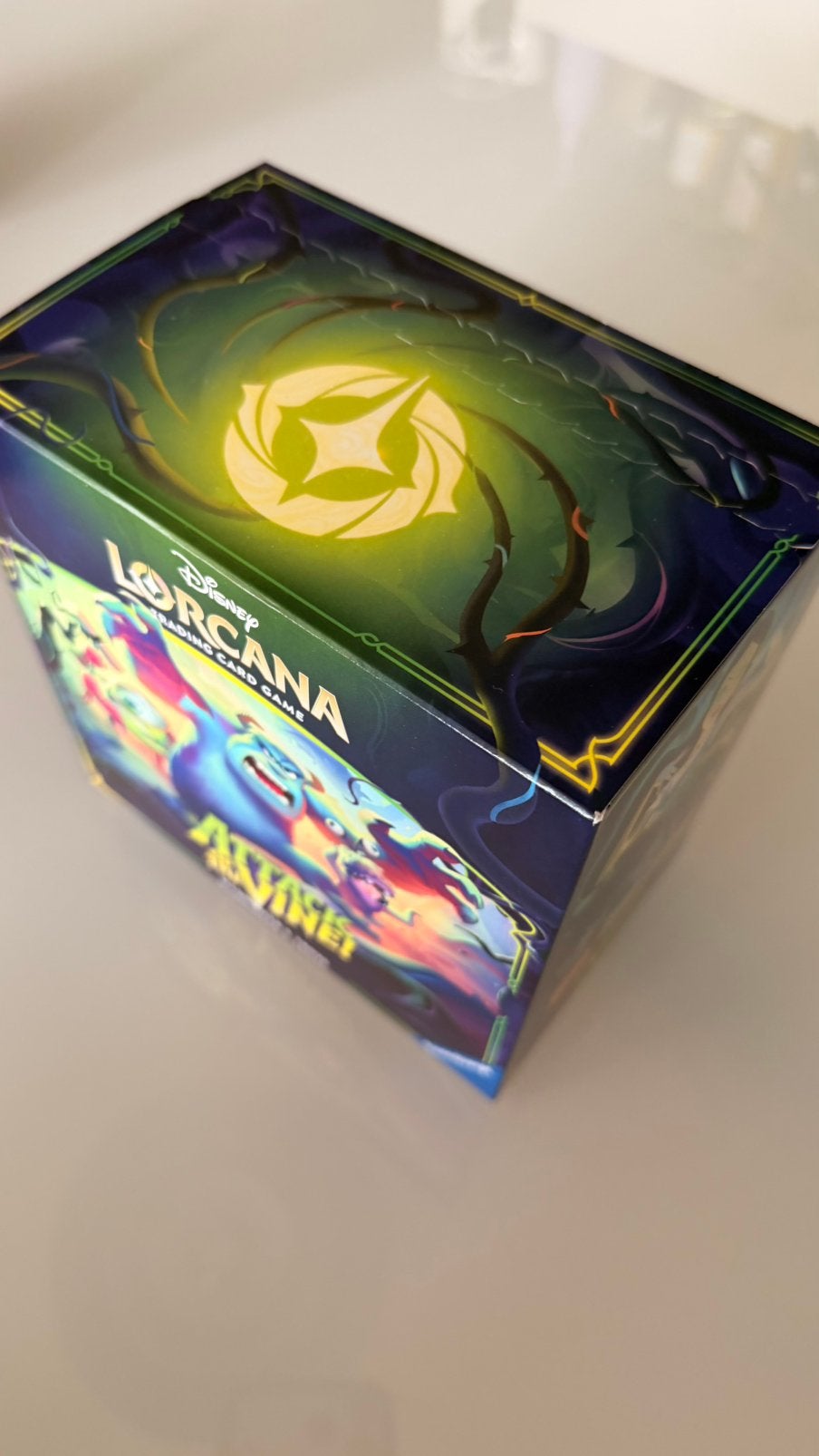 Disney Lorcana - Attack of the Vine! Illumineer’s Trove EN, Hobby & Loisirs créatifs, Jeux de cartes à collectionner | Autre, Enlèvement ou Envoi