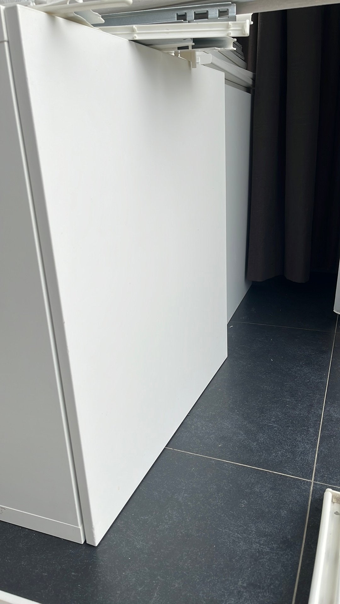 Ikea Besta, Enlèvement, Utilisé