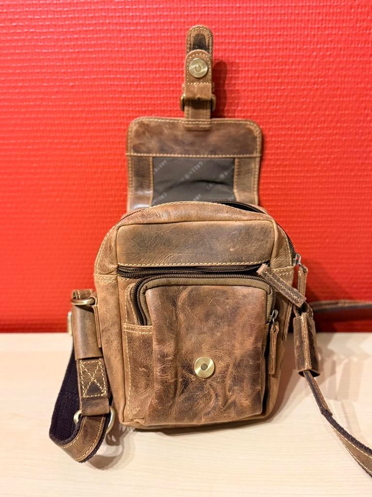 Sacoche en cuir Homme green bury, Autres marques, Cuir, Enlèvement ou Envoi, Comme neuf