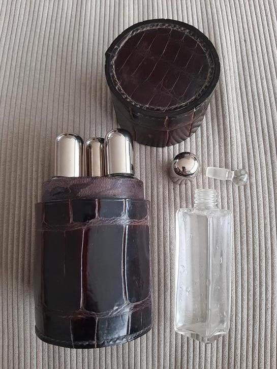 Art déco 1930 -1940 coffret à parfums de voyage cuir marron, Enlèvement ou Envoi