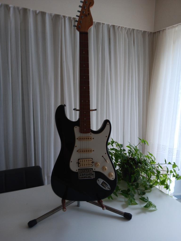 Vintage Sunn mustang fender, Muziek en Instrumenten, Snaarinstrumenten | Gitaren | Elektrisch, Ophalen, Gebruikt, Fender