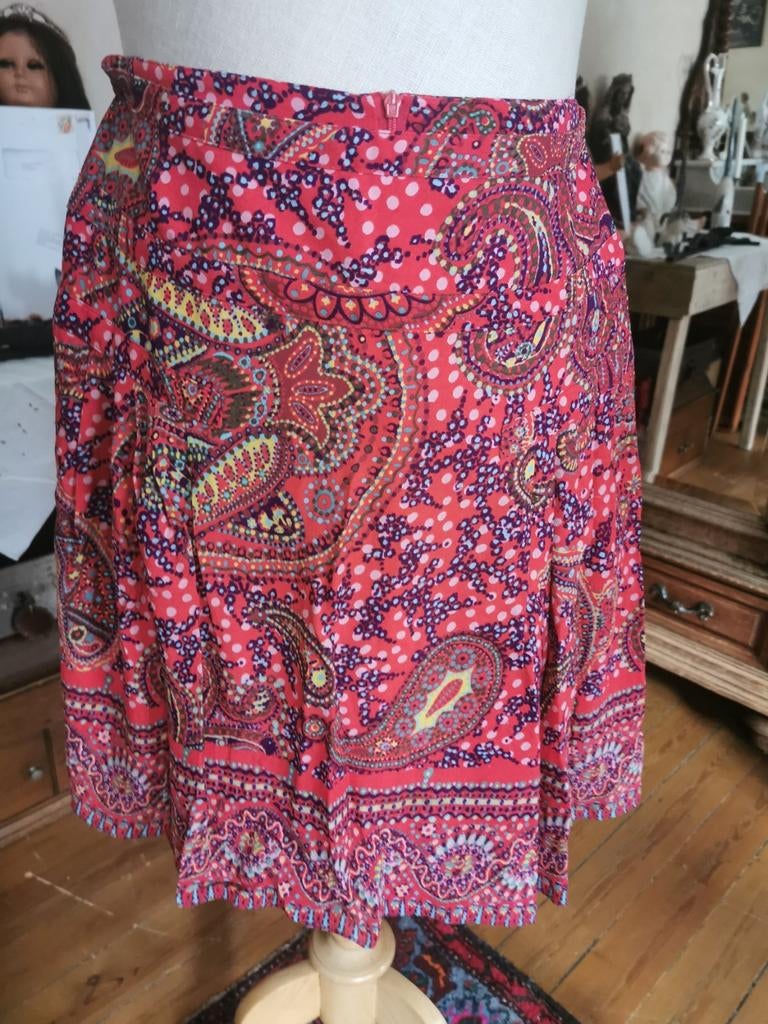 Heel mooi rokje van Cacharel, Kleding | Dames, Ophalen of Verzenden, Zo goed als nieuw, Maat 38/40 (M)