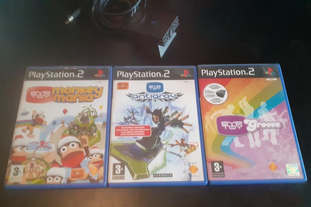 Eye Toy + 3 jeux, Consoles de jeu & Jeux vidéo, 2 joueurs, À partir de 7 ans, Aventure et Action, Comme neuf