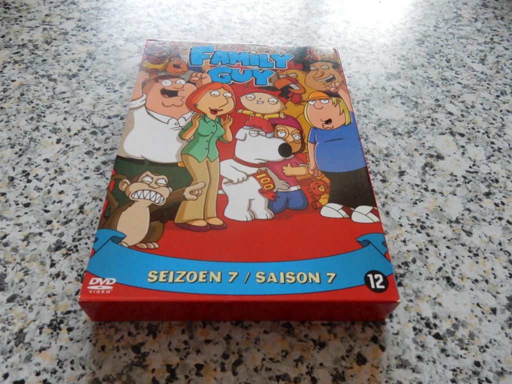 nr.1550-  Dvd box: family guy seizoen 7, Enlèvement ou Envoi, Comédie, Coffret, Comme neuf