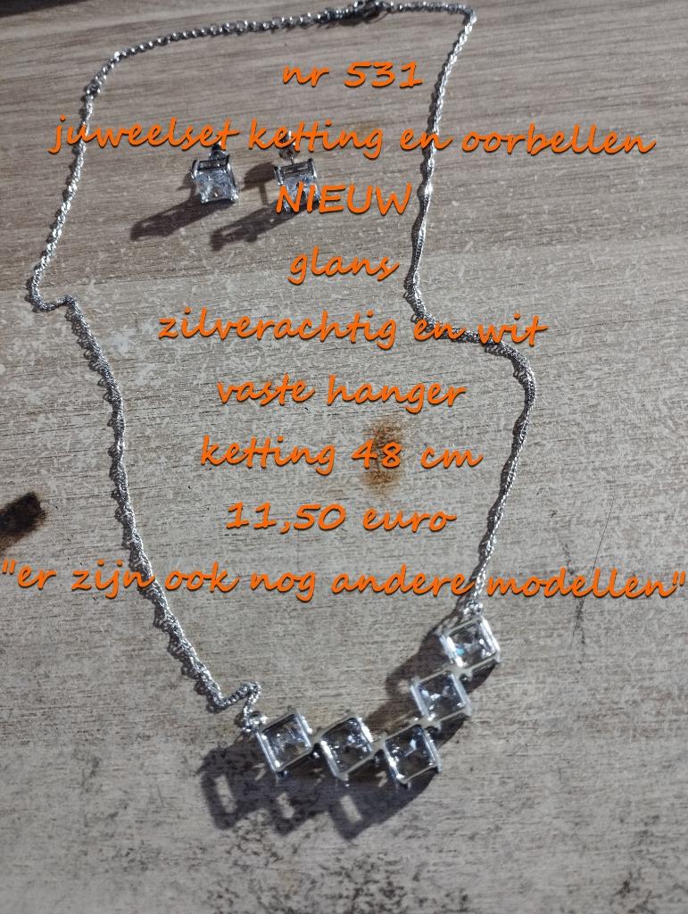 531. Juweelset : ketting en oorbellen , NIEUW , verzending i, Handtassen en Accessoires, Kettingen, Overige materialen, Met strass