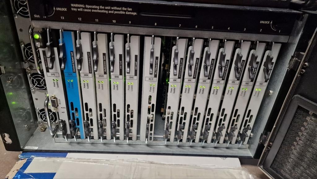 Barco FSN-1400 – Processeur Vidéo, Enlèvement, Utilisé