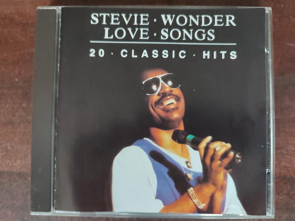 CD : STEVIE WONDER - LOVE SONGS : 20 CLASSIC HITS, Ophalen of Verzenden, Zo goed als nieuw