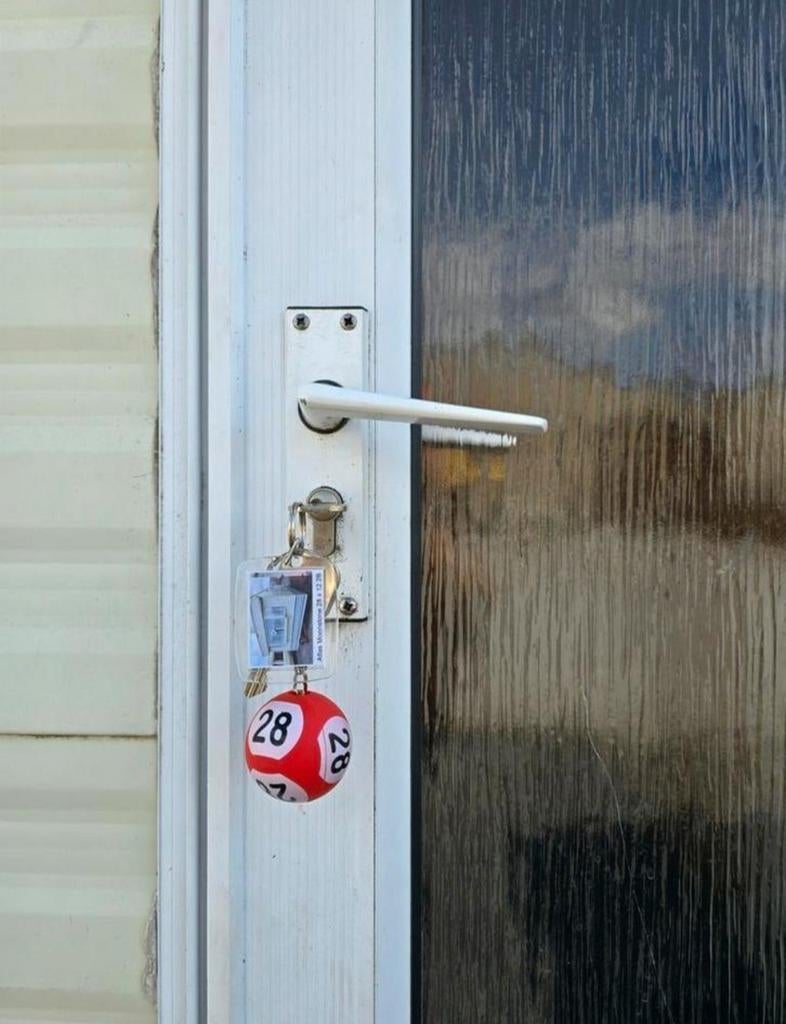 Stacaravan in snelverkoop 7.950€ 🚚  inclusief !!!