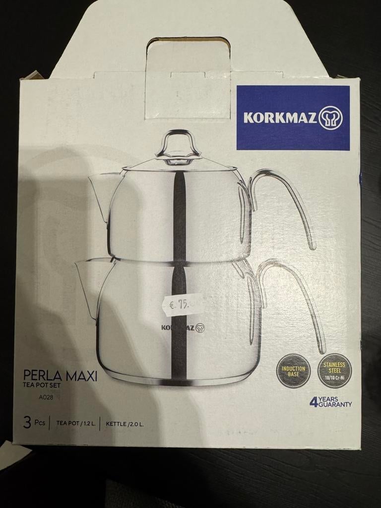 Korkmaz Perla Maxi Theepot Set - Nieuwstaat, Huis en Inrichting, Ophalen of Verzenden, Zo goed als nieuw