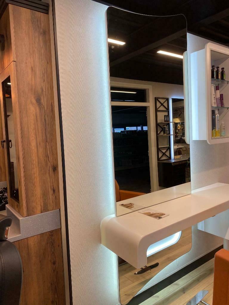 SHOWROOM UITVERKOOP kaptafel knipspiegel kapsalon kapper, Ophalen of Verzenden, Nieuw