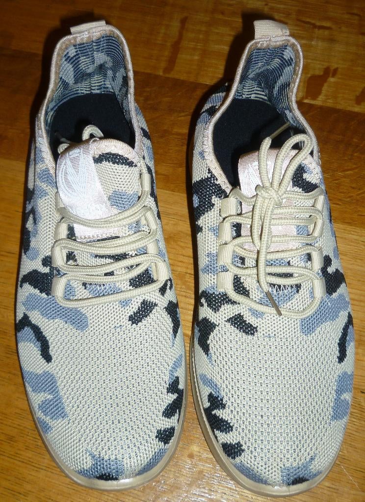 Chaussures pour homme de pointure 42, Vêtements | Hommes, Chaussures, Veetqx, Enlèvement ou Envoi, Comme neuf, Chaussures de sport