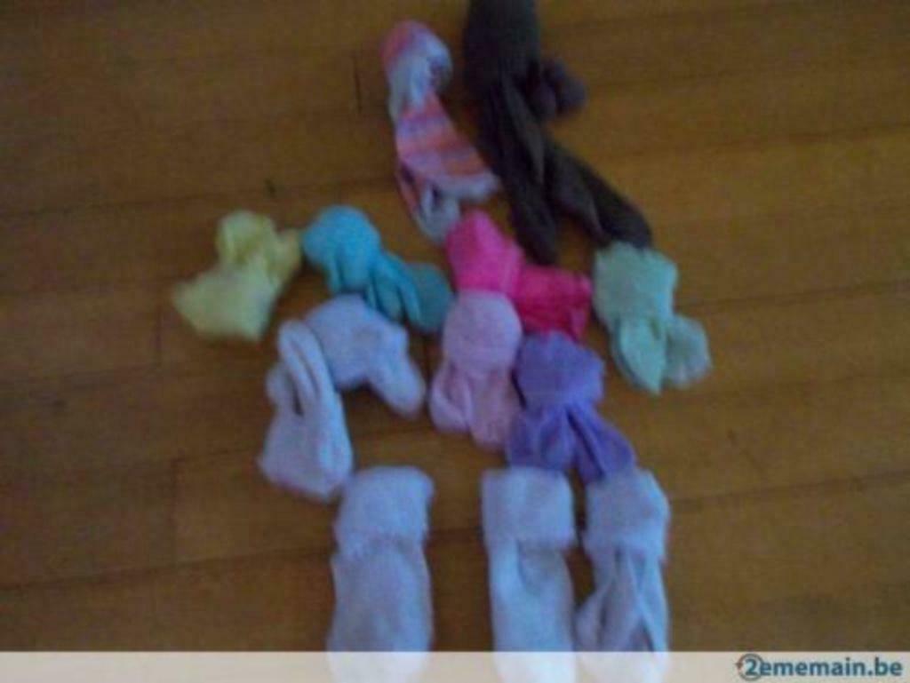 lot de chaussettes à partir de P30, Enfants & Bébés, Enlèvement, Chaussettes