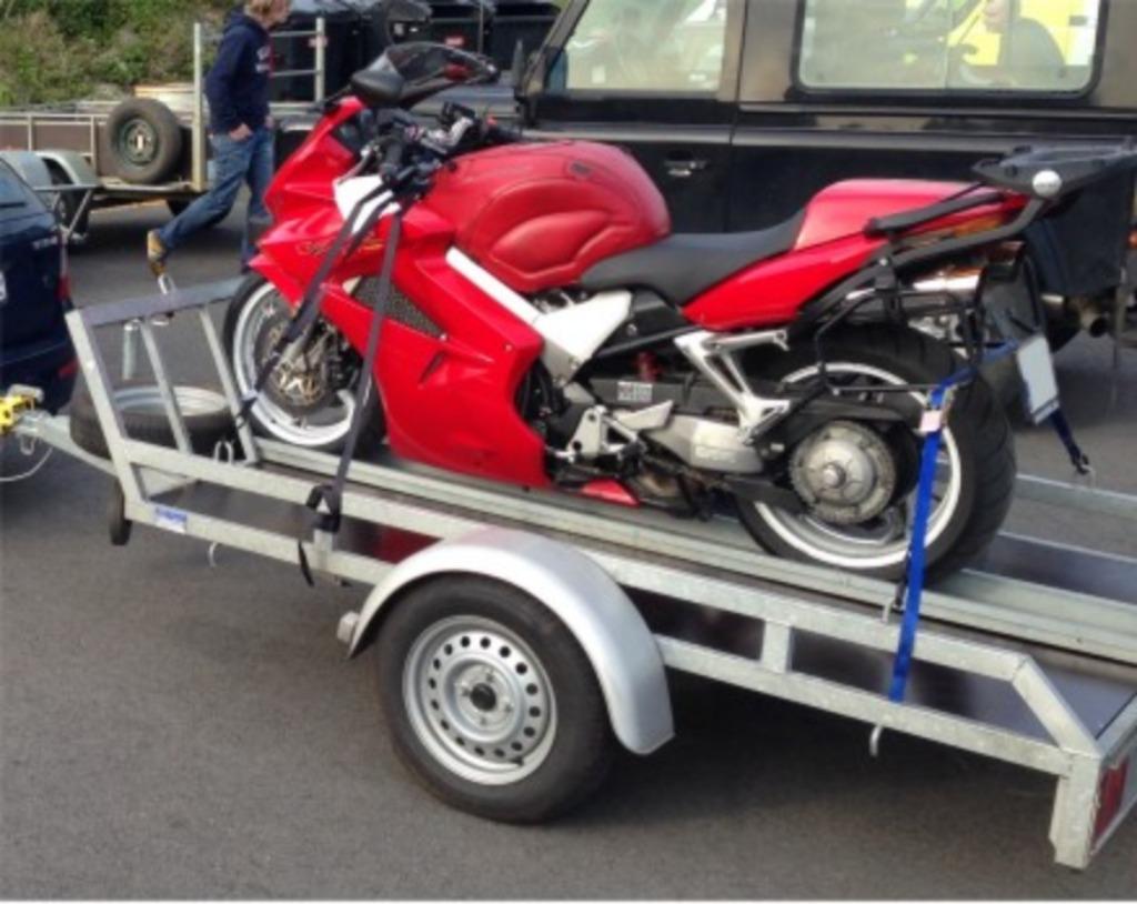 Remorque moto à louer à Wavre, Enlèvement, Comme neuf