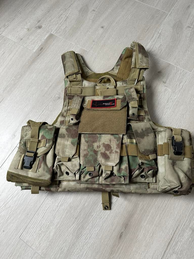 tactical vest, Enlèvement, Comme neuf