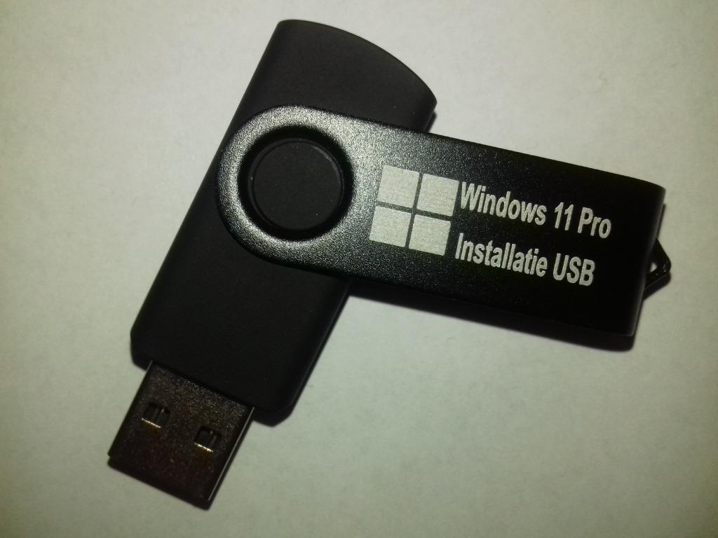 Windows 11 Pro installatie USB of SSD met licentie, Computers en Software, Besturingssoftware, Nieuw, Windows, Verzenden