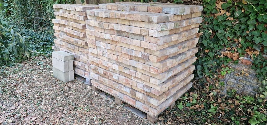 2 grosses palettes briques neuves 23m2, Enlèvement, Comme neuf