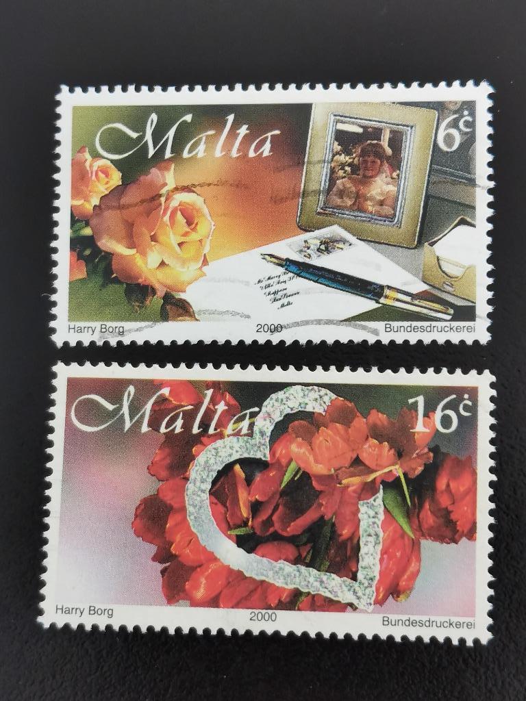 Malta 2000 - bloemen, hart, Ophalen of Verzenden, Malta, Gestempeld
