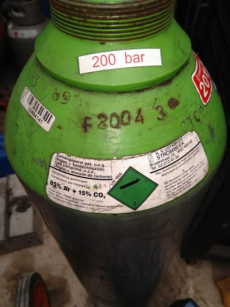 Bonbonne bouteille gaz 85% argon + 15% co2 remplie  40 kg