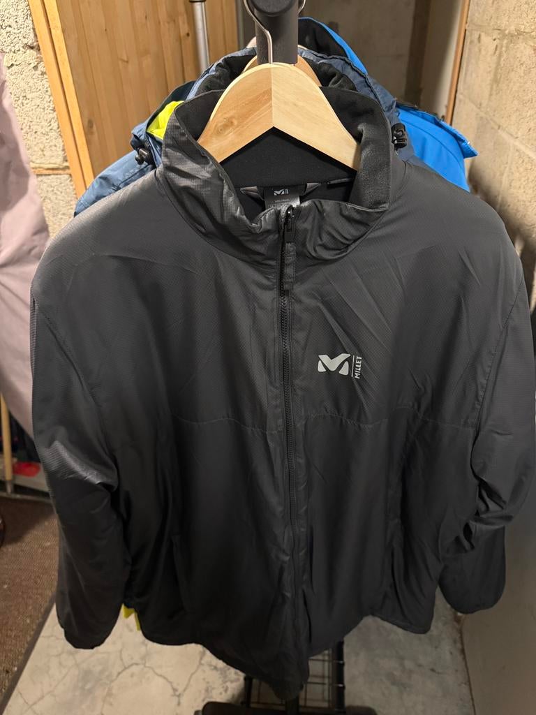 Veste, Ophalen, Zo goed als nieuw