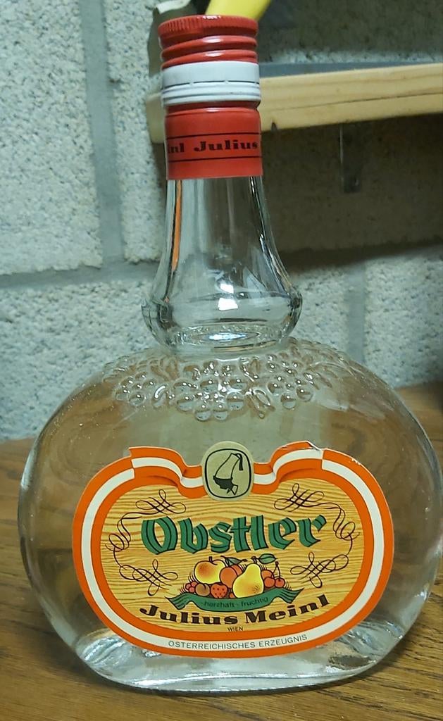 Obstler 500ml. Vruchtendrank uit Oostenrijk., Ophalen, Zo goed als nieuw