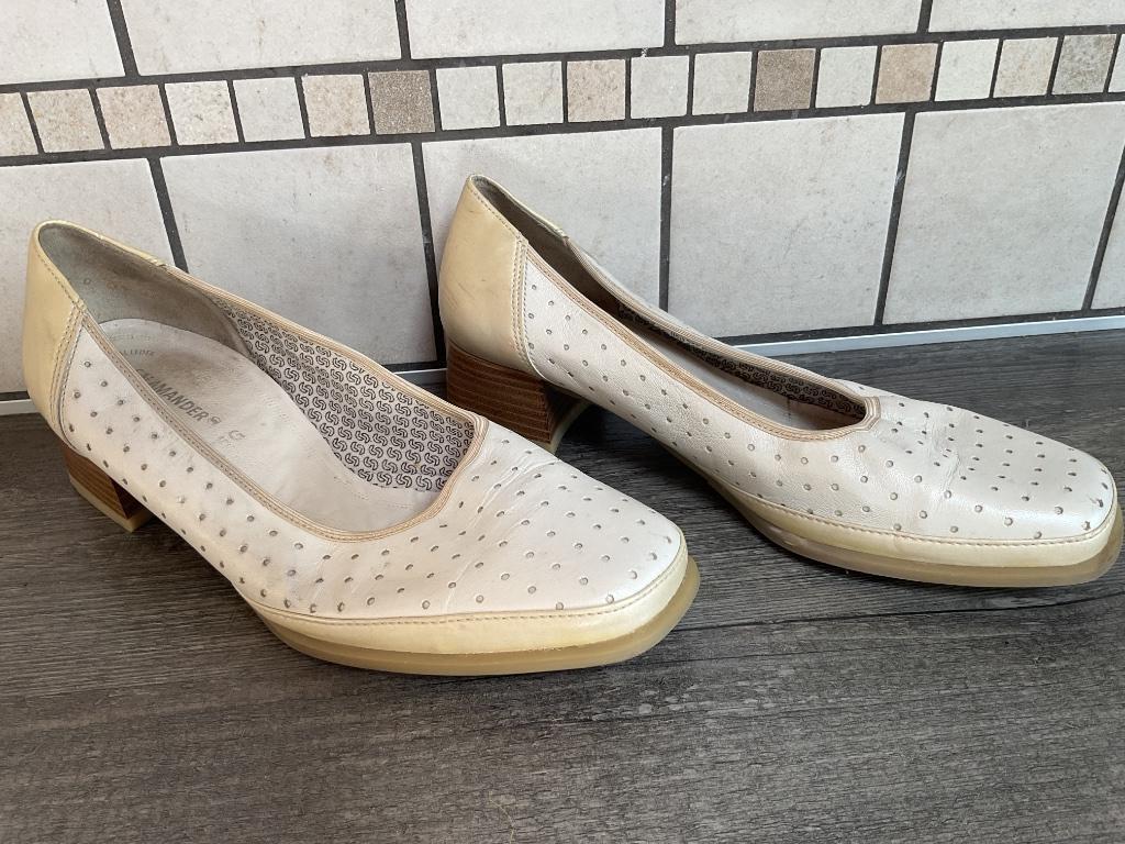Lederen damesschoenen, Kleding | Dames, Schoenen, Ophalen of Verzenden, Zo goed als nieuw, Salamander, Instappers