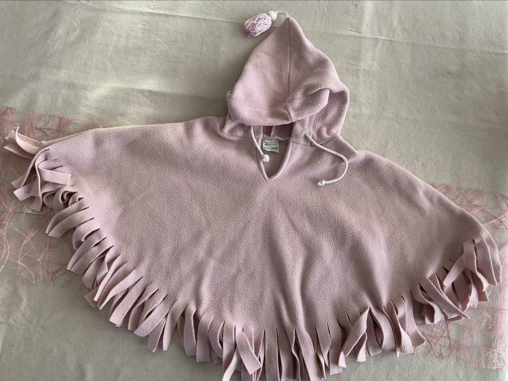 Lot vêtements filles Taille 104 parfait état -12 pièces, Enfants & Bébés, Vêtements de bébé | Packs de vêtements pour bébés, Comme neuf