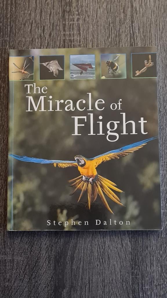 12 livres de Stephan Dalton et coll., Enlèvement