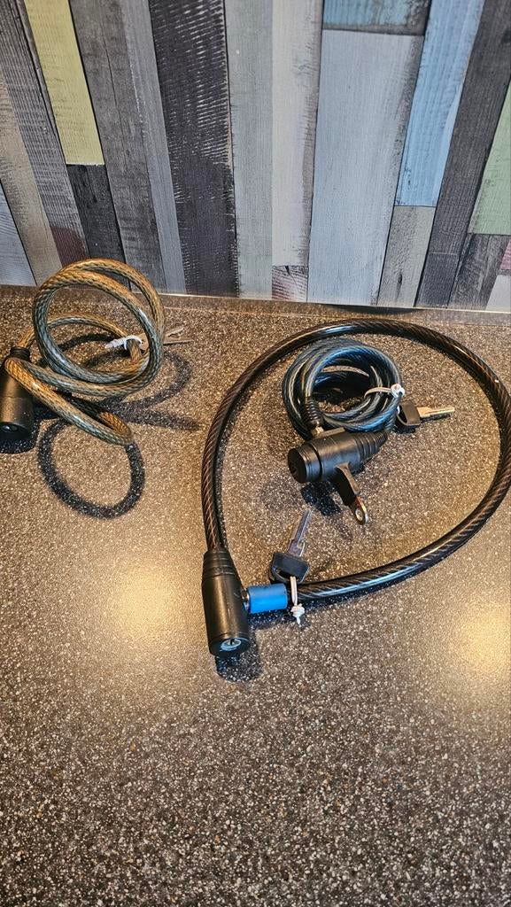 Cadenas neufs tous avec 2 clefs, Vélos & Vélomoteurs, Enlèvement, Neuf