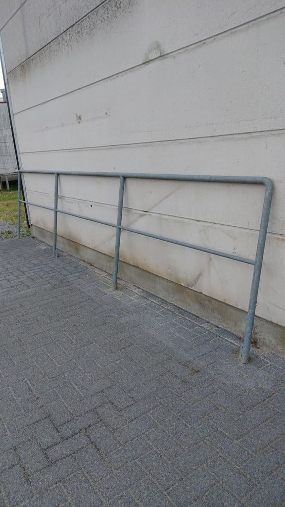 TRAPLEUNING , BORSTWERING., Ophalen, Gebruikt