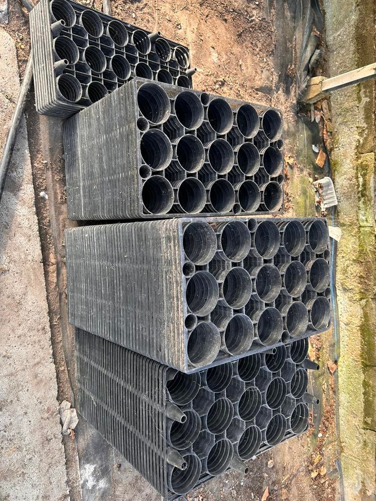 Tray 100 stuks, Tuin en Terras, Ophalen, Gebruikt