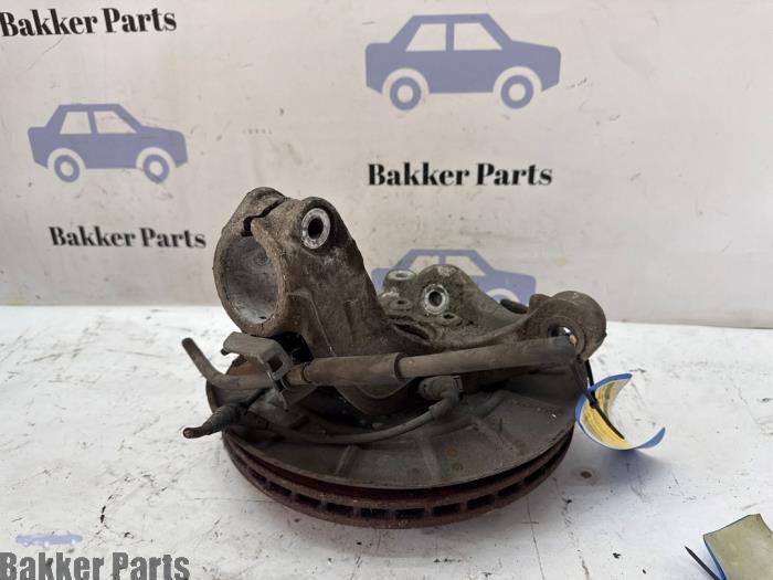 Fusee links-voor van een Volkswagen Passat, Gebruikt, -, Volkswagen, -