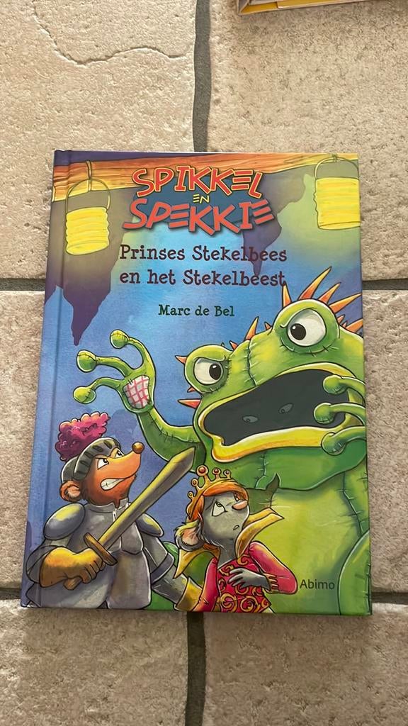 Prinses Stekelbees en het stekelbeest, Enlèvement, Comme neuf