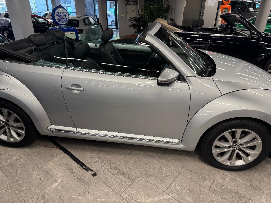 Volkswagen New Beetle gris argenté métallisé Cab 1.2 TSI, Achat, Entreprise, Cabriolet, Coccinelle