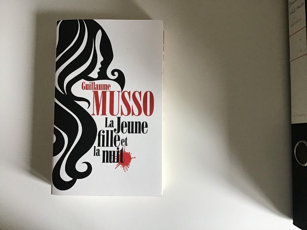 La jeune fille et la nuit, Ophalen, Zo goed als nieuw, Divers