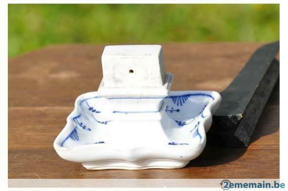 ancien porte boite allumette en faience