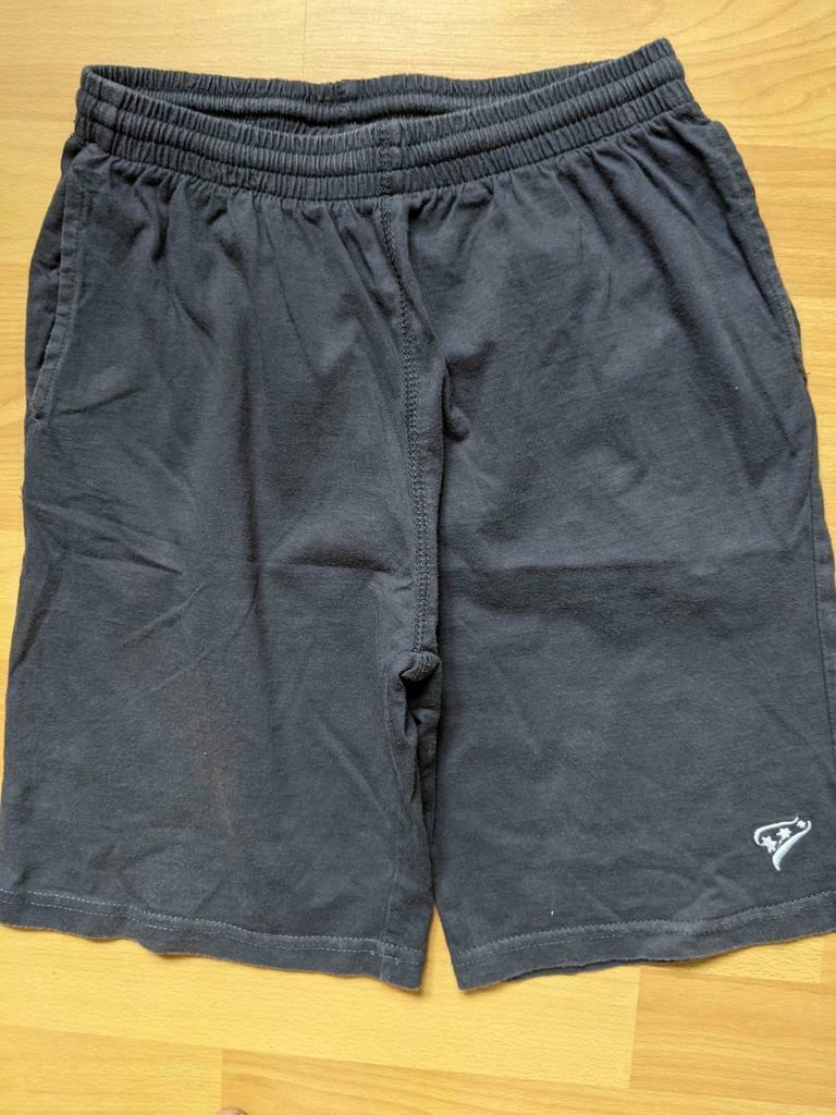 Short de gymnastique Rucanor taille 140, Enlèvement ou Envoi, Utilisé, Rucanor, Vêtements de sport ou Maillots de bain