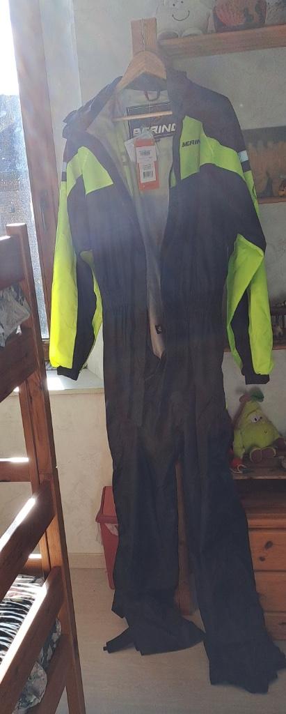Combinaison moto imperméable Bering neuve, Motos, Enlèvement ou Envoi, Neuf, avec ticket, Combinaison, Bering