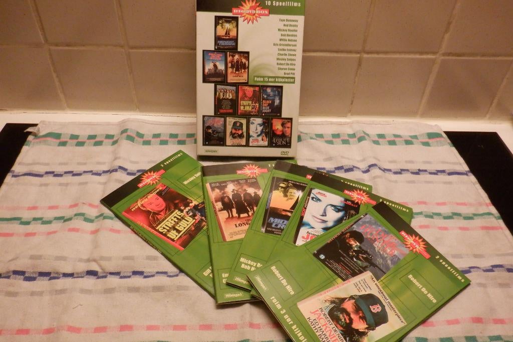 DVD BIG DVD BOX 10 Speelfilms-5 DVD'S., Cd's en Dvd's, Vanaf 16 jaar, Ophalen of Verzenden, Zo goed als nieuw, Actie