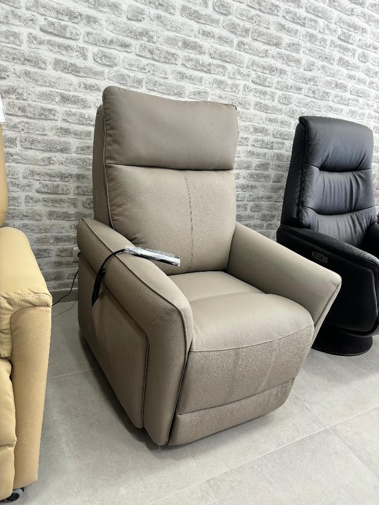 COMFORTABELE ELEKTRISCHE RELAXZETELS AAN DE BESTE PRIJZEN!!!, Relaxzetel fauteuil relax zetel relaxfauteuil relaxstoel leder, .