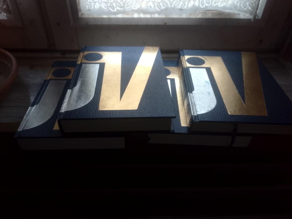 4 livres de Jules Verne, Enlèvement, Comme neuf