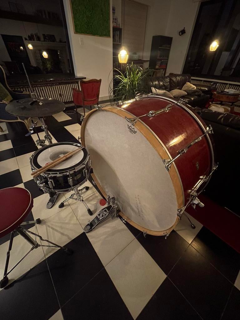 36” Ludwig Concert Basdrum + Custom D-Case + Extra Vellen, Ophalen, Gebruikt, Ludwig