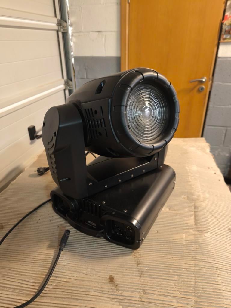 Showtec phantom 250 CMY Wash, Enlèvement ou Envoi, Comme neuf