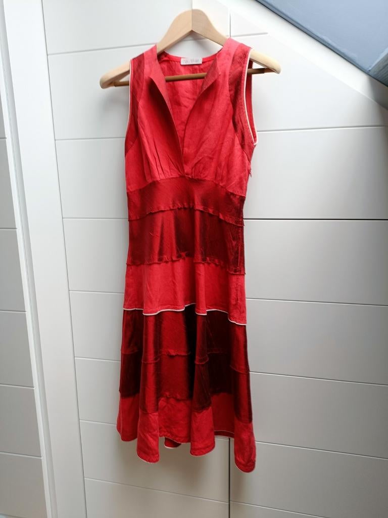 Robe rouge en soie sauvage Nina Meert, Enlèvement ou Envoi, Comme neuf, Rouge