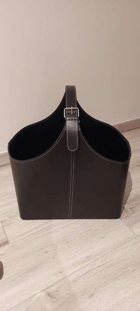 Mooie grote lederen mand 30 op 40 cm, Huis en Inrichting, Ophalen