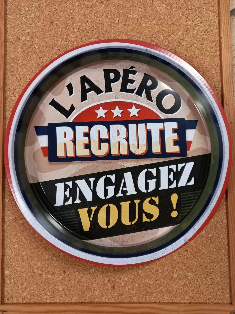 Plateau « apéro » en métal, Enlèvement, Comme neuf, Panneau, Plaque ou Plaquette publicitaire