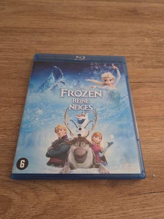 Frozen Disney met gouden rugnummer 57, Cd's en Dvd's, Ophalen of Verzenden, Zo goed als nieuw
